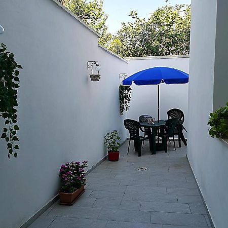 A Casa di Santé Arnesano Exterior foto